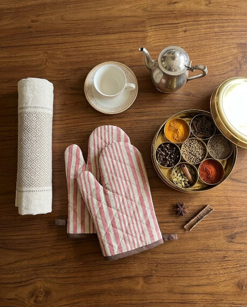 Quilted Oven Glove Set - 6X11 Inches (Pack of 2)